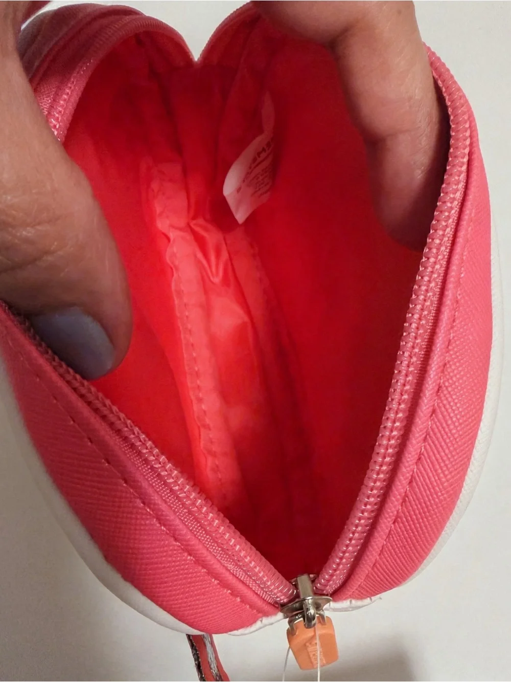 Mafalda Toiletry  bag